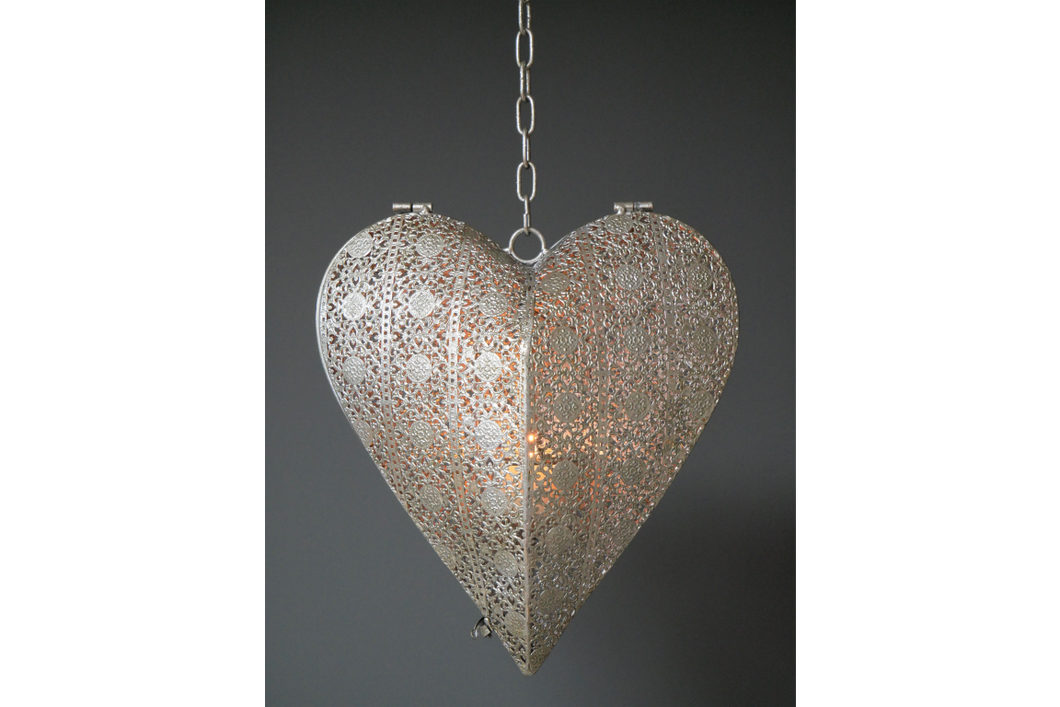 Heart shape metal hanging decoaration