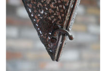 Load image into Gallery viewer, Heart shape metal hanging decoaration
